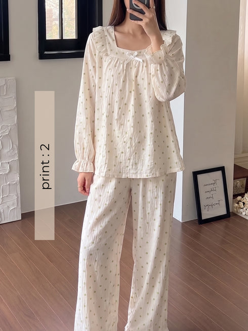 Korean aesthetic full-sleeve pyjama — back view