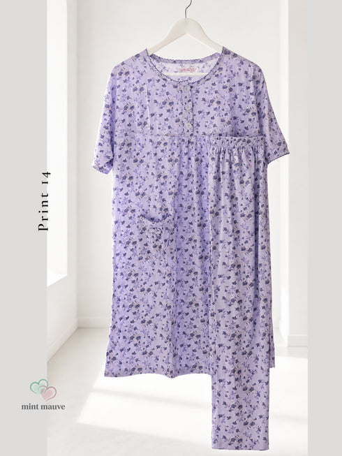 Feeding-friendly nursing pyjama — lifestyle shot