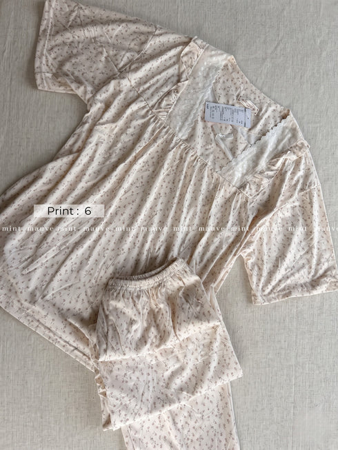 Half-Sleeved Lace Pajama and Trousers Set