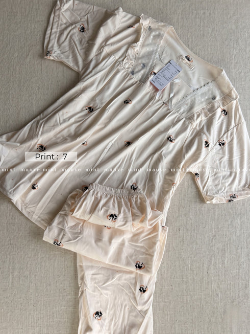Half-Sleeved Lace Pajama and Trousers Set
