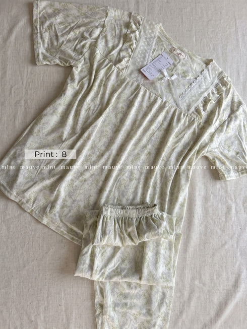 Half-Sleeved Lace Pajama and Trousers Set