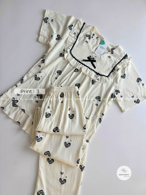 Pinteresty Korean pyjama — side view