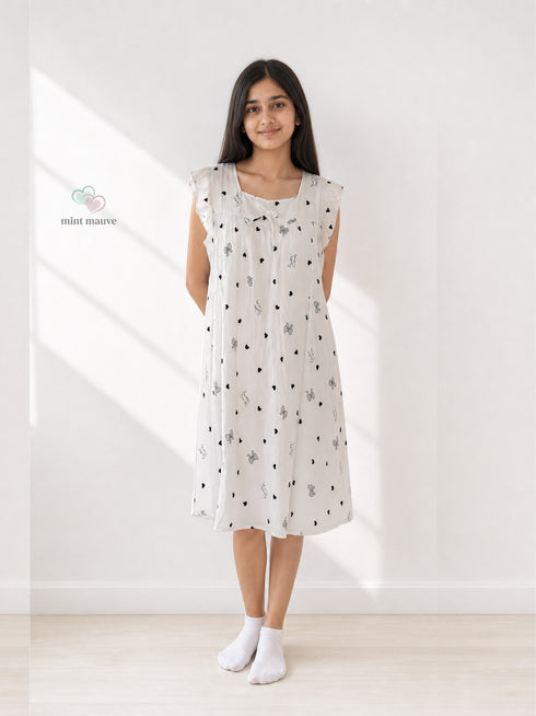 Padded Square Neck Butterfly Sleeve Nightdress
