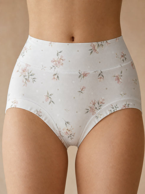 Hugging Hipster Panties