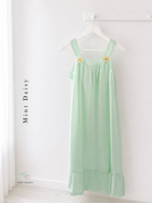 The Daisy Strap Padded Maxi
