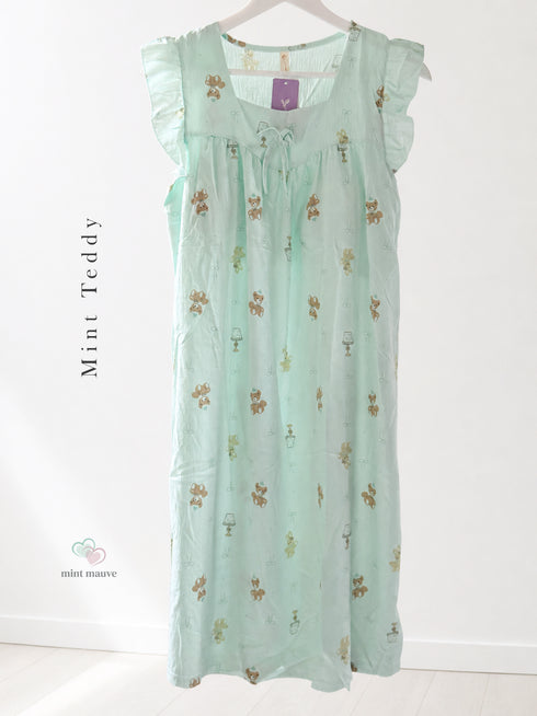 Padded Square Neck Butterfly Sleeve Nightdress